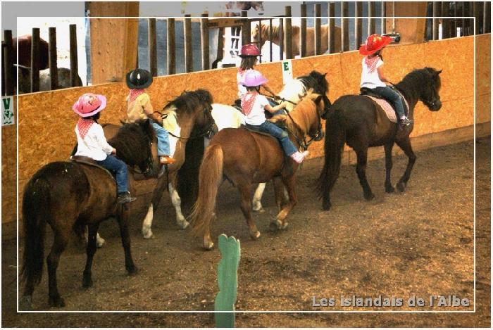 Spectacle équestre des enfants de 5 à 8 ans