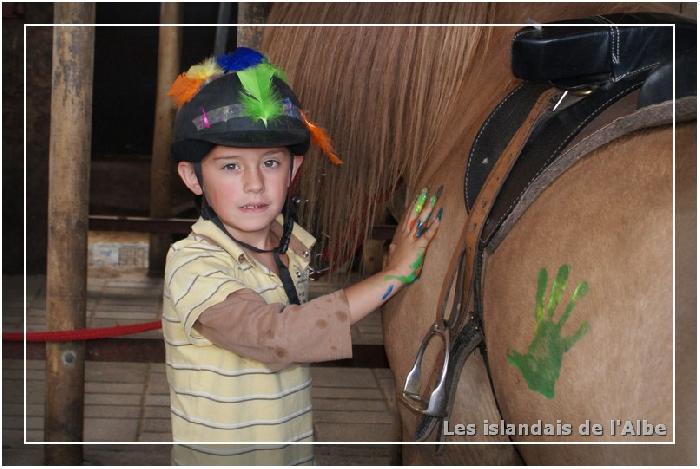 Préparation du spectacles équestre des enfants de 8 à 12 ans